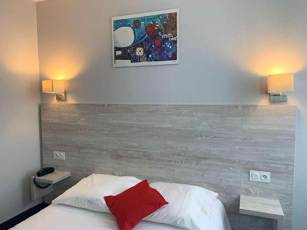 Campanile Grenoble Centre Gare Hotel Стая снимка