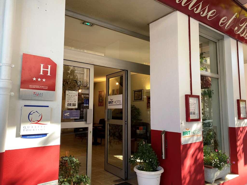 Campanile Grenoble Centre Gare Hotel Екстериор снимка